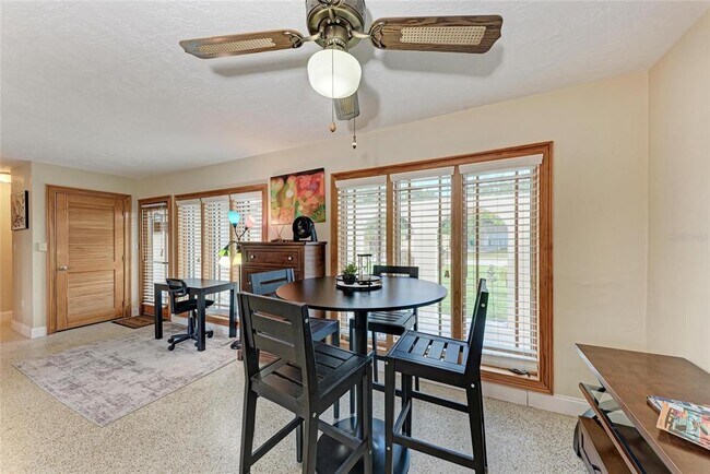Building Photo - 27192 San Marino Dr