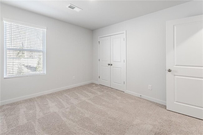 Building Photo - 7325 Mulberry St