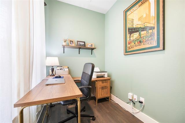 Building Photo - 312 N Henderson Ave