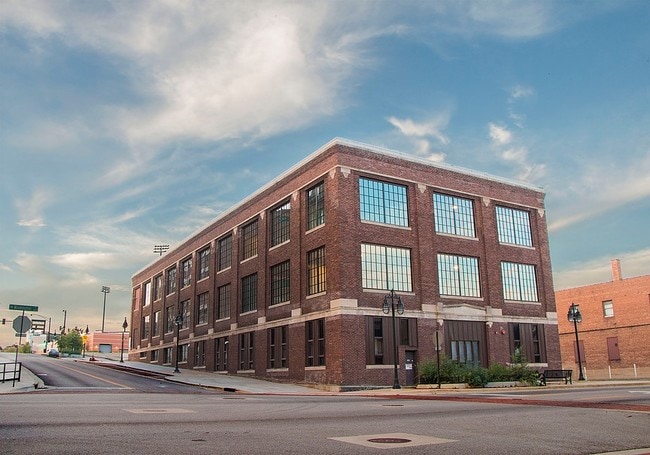 Building Photo - Winkler Lofts