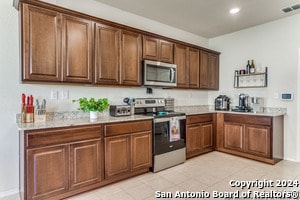 Building Photo - 10331 Braunig