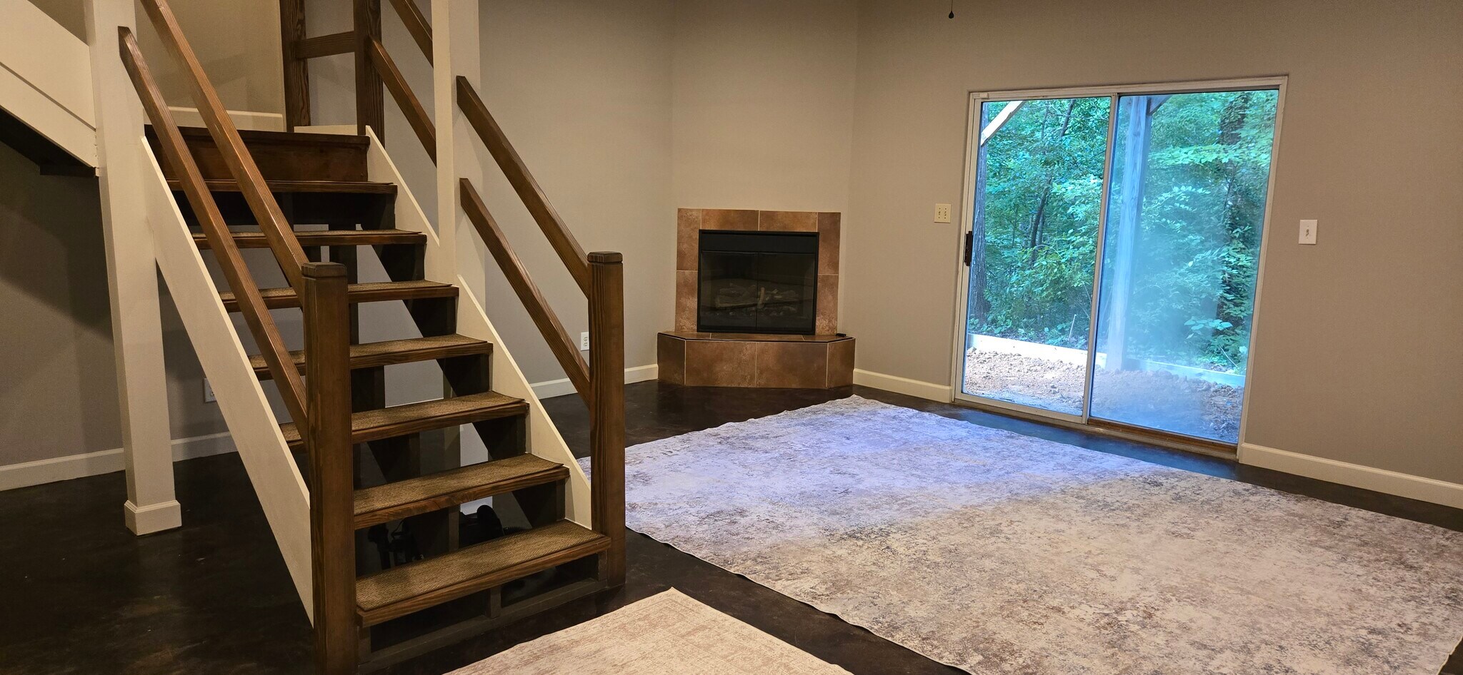 Building Photo - 2025A Stoneycreek Dr