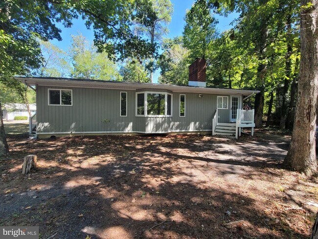 Building Photo - 802 San Mateo Trail