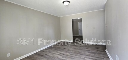 Building Photo - 307 N Hall St