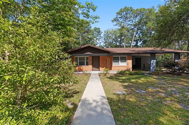 Primary Photo - 4205 NW 21st Terrace