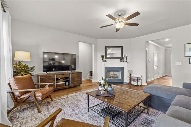 Building Photo - 4341 Links Blvd