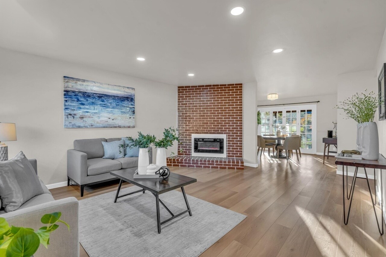 Building Photo - 7472 Blue Fox Way