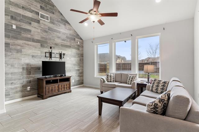 Building Photo - 1610 Temperance Wy