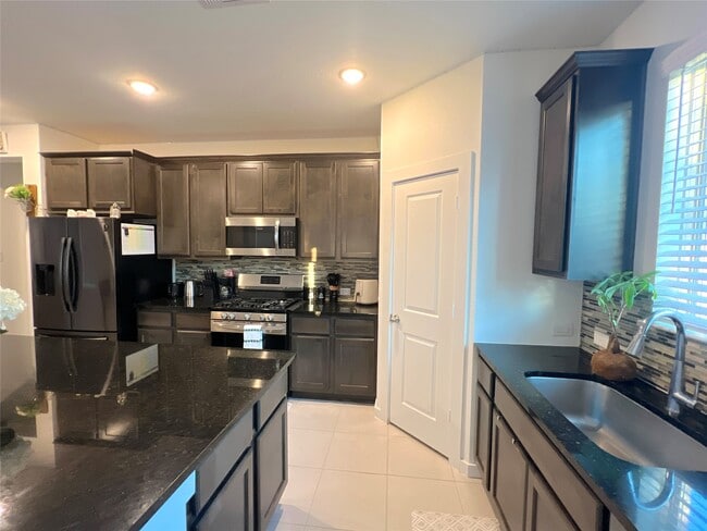 Building Photo - 5147 Klein Orchard Dr