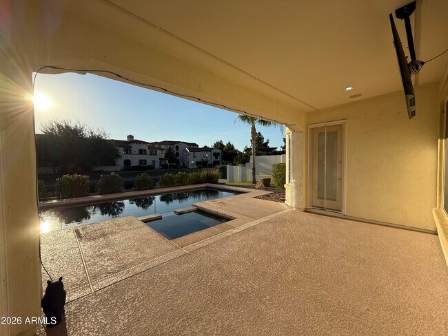 Building Photo - 3320 S Waterfront Dr