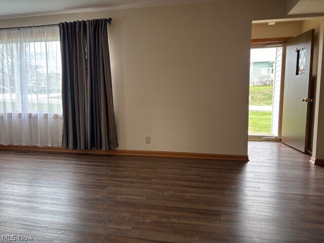 Building Photo - 11146 Cadiz Rd