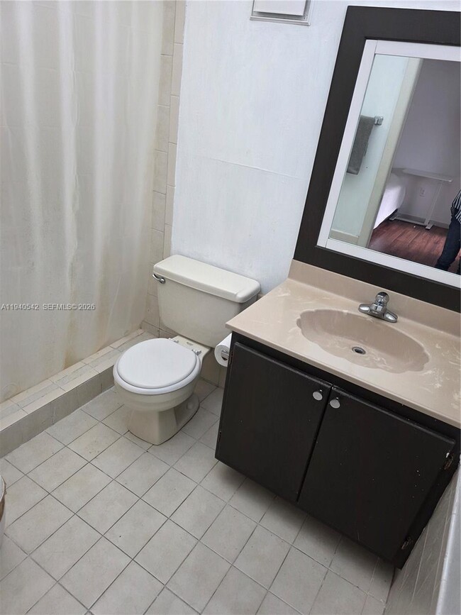 Building Photo - 8065 SW 107th Ave