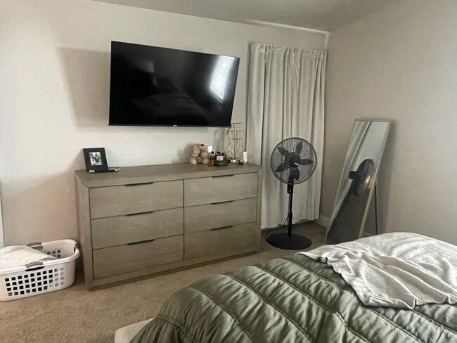 Building Photo - 6025 Denys Dr.