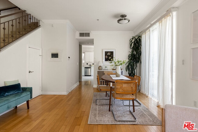 Building Photo - 11428 National Blvd