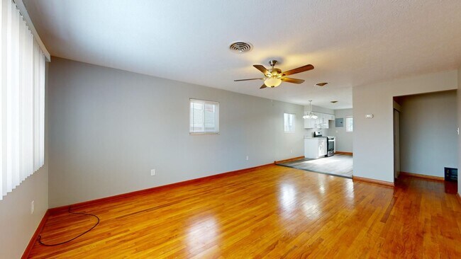 Building Photo - 7405 Marlborough Ave