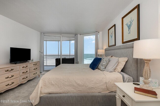 Building Photo - 1175 Highway A1a Unit 606