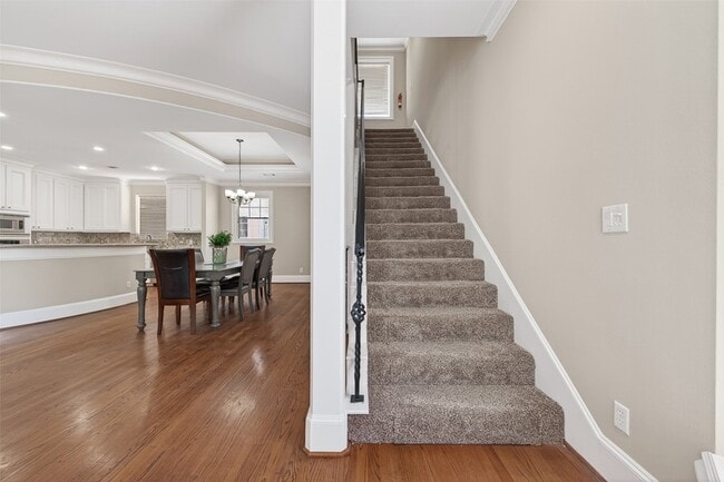 Building Photo - 105 Detering St