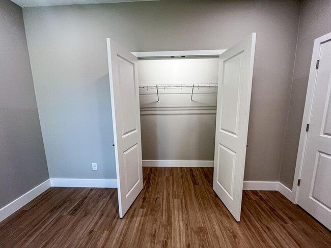 Building Photo - 2885 Leah's Ln