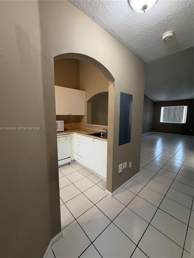 Building Photo - 3780 N Jog Rd