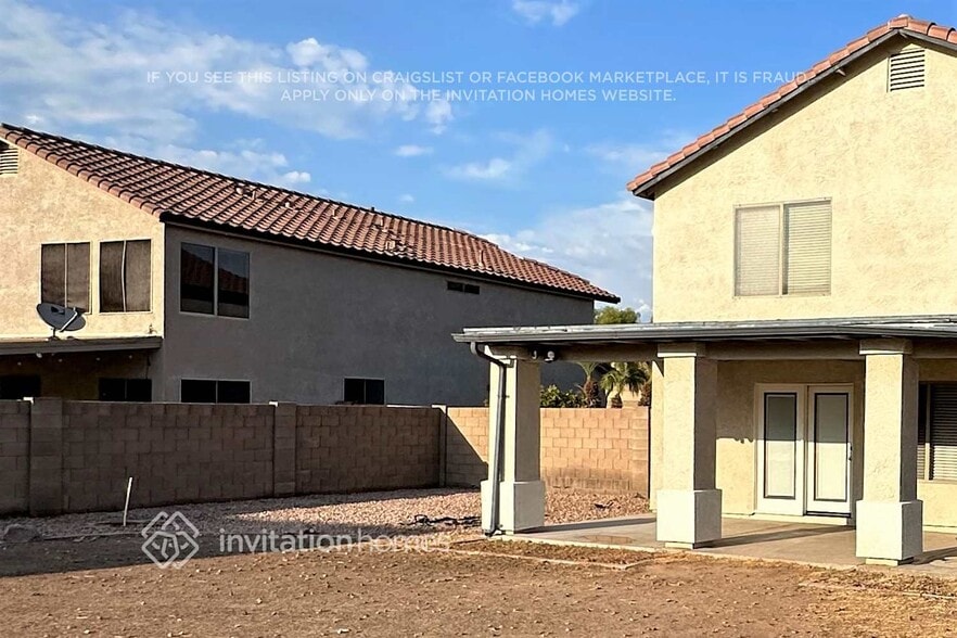 Building Photo - 9528 N 92nd Dr