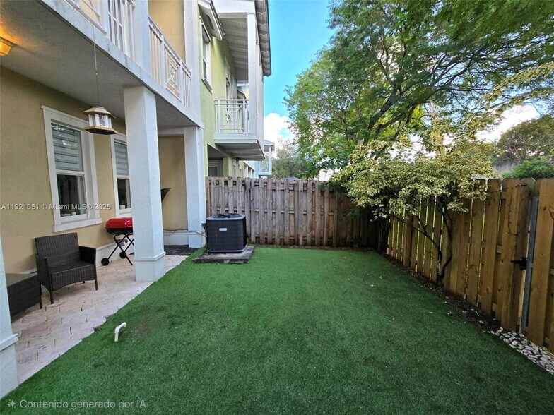 Building Photo - 11412 NW 74th Ter