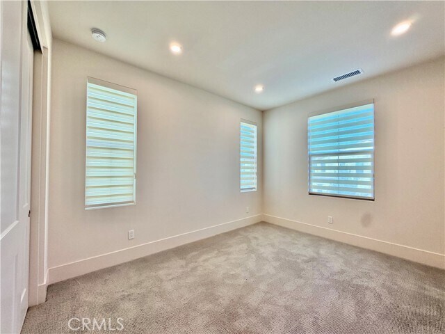 Building Photo - 321 Brimwood
