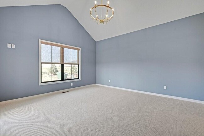 Building Photo - 16649 Garnett St