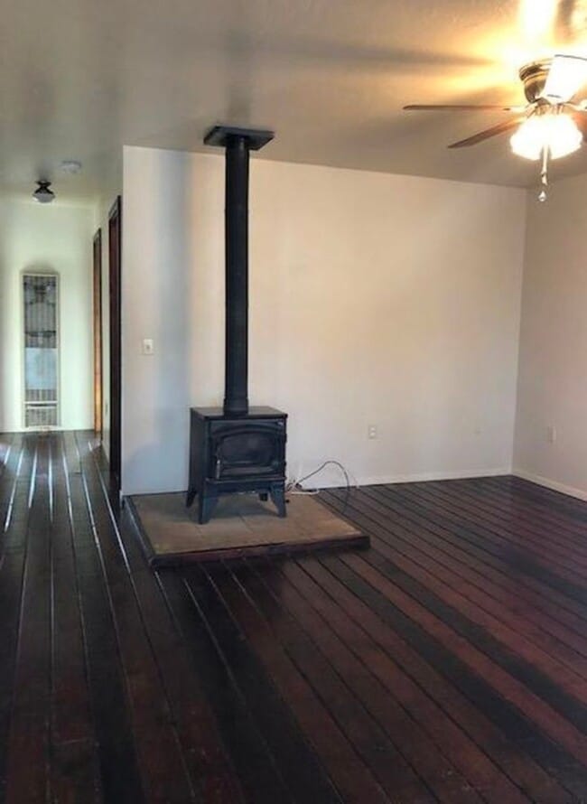 Building Photo - $500 off 1st months rent- move in special 2 bedroom home in Heritage Ranch