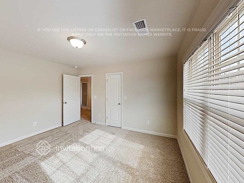 Building Photo - 1614 Water Springs Way SE