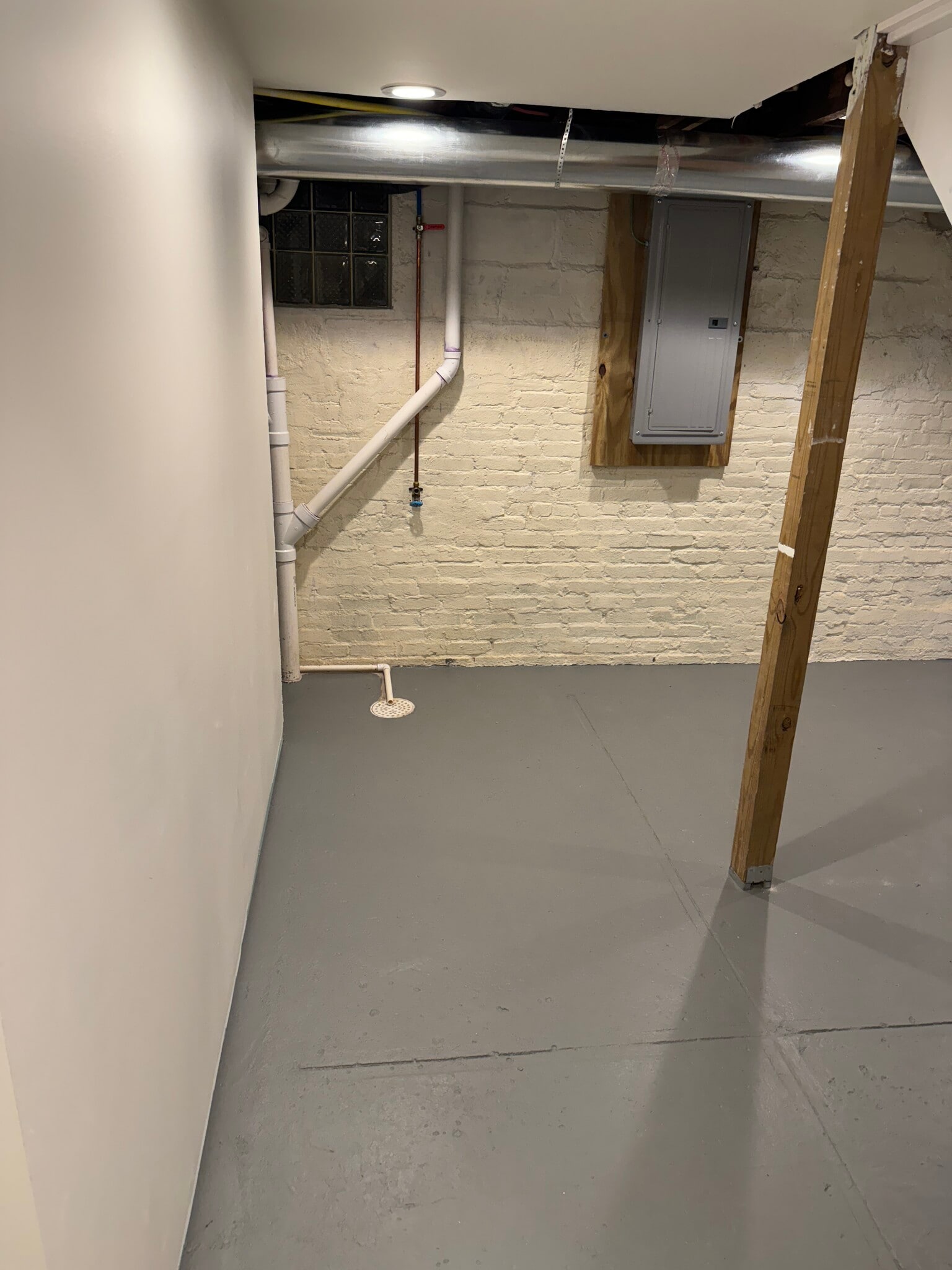 Building Photo - 1612 N Star Ave