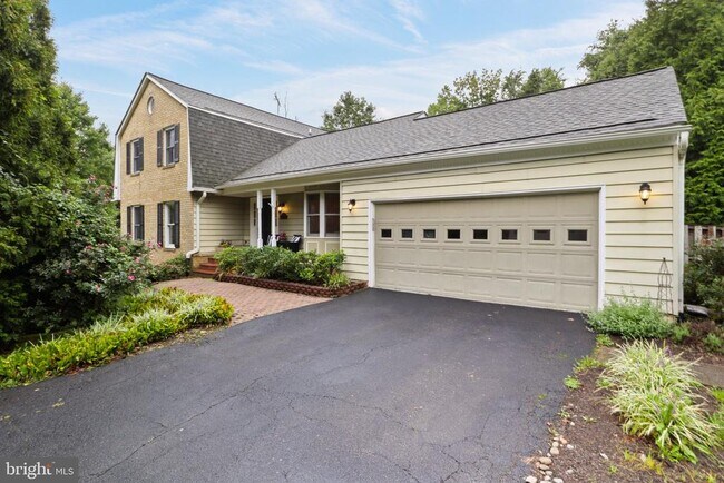 Building Photo - 3366 Taleen Ct