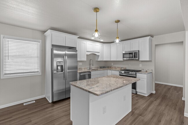 Building Photo - 1408 Quiet Ct