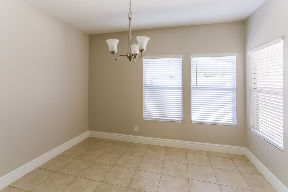 Building Photo - 3424 E Rockwood Dr