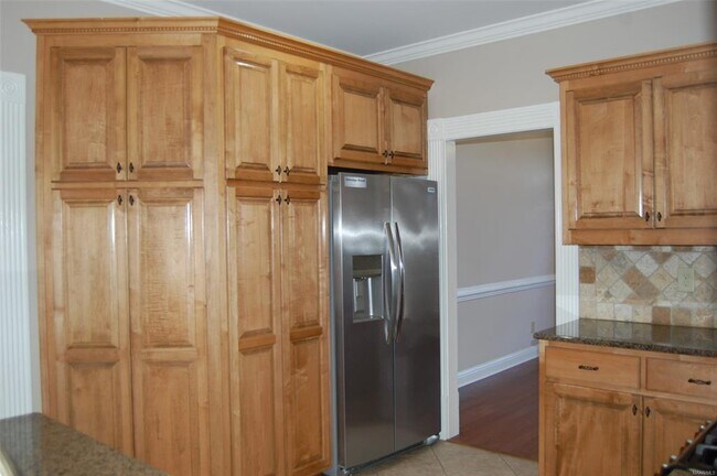 Building Photo - 108 Crenshaw Ct
