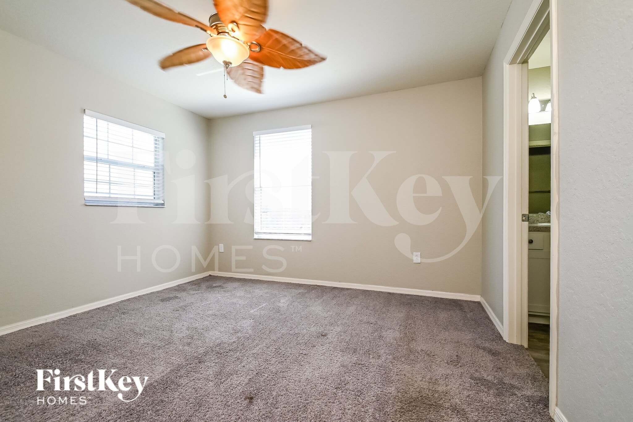 Building Photo - 901 Pearly Ridge Ln