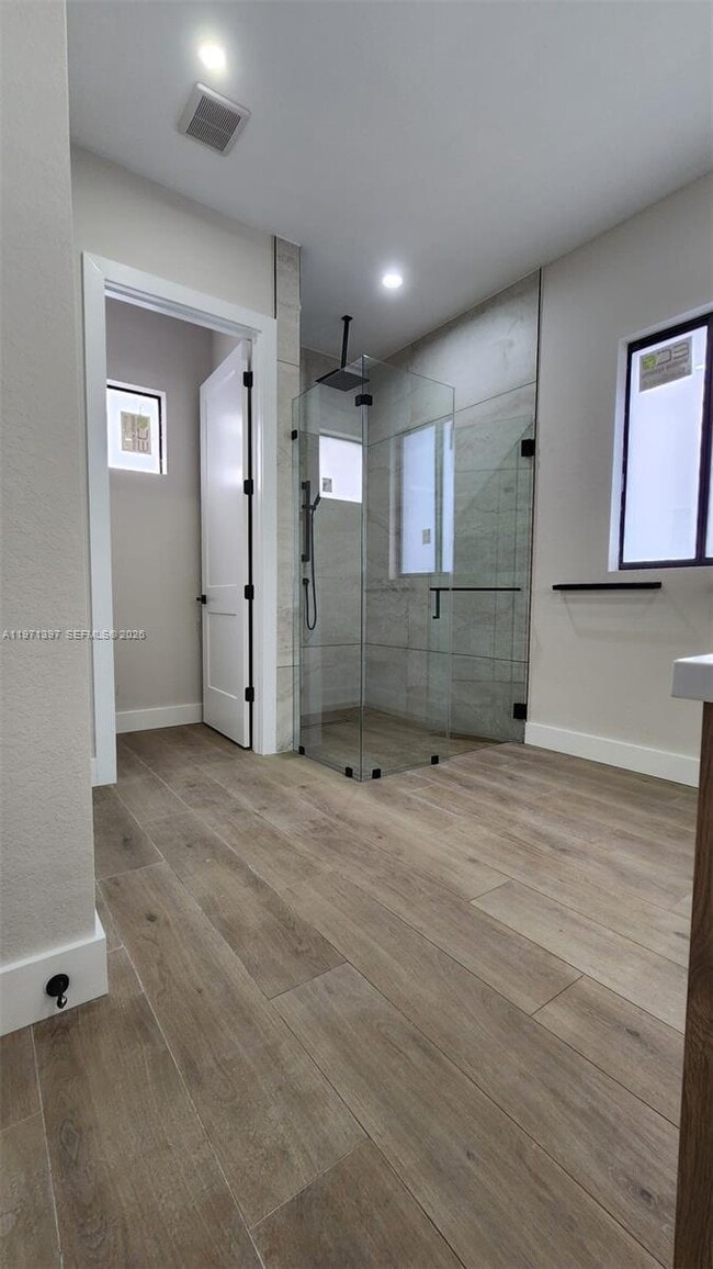 Building Photo - 47 Brig Cir E