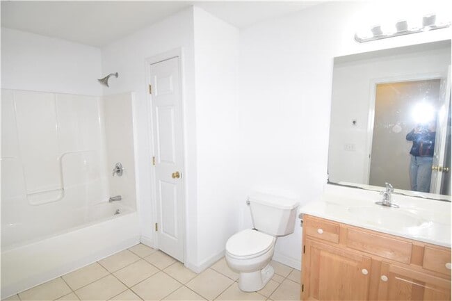 Building Photo - 73 Partridge Dr