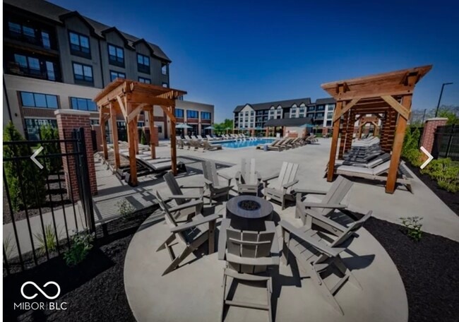 Building Photo - 9755 Behner Dr