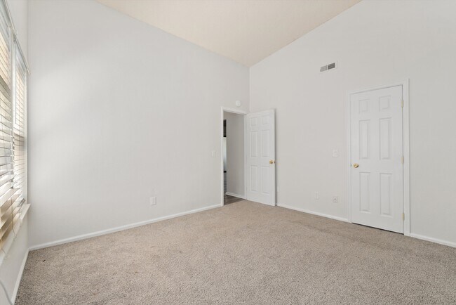 Building Photo - 16153 E Alaska Pl