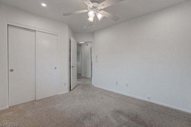 Building Photo - 5938 Gentleslope St