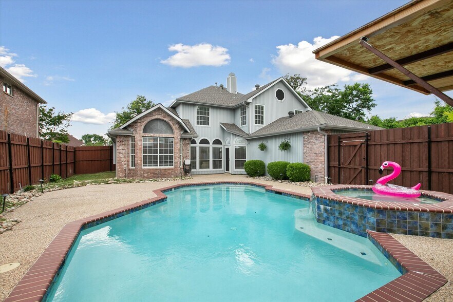 Building Photo - 7100 Amethyst Ln