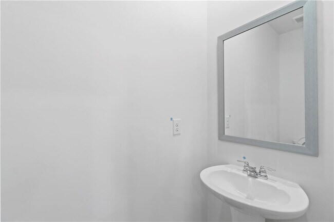 Building Photo - 2817 Habibi Ct