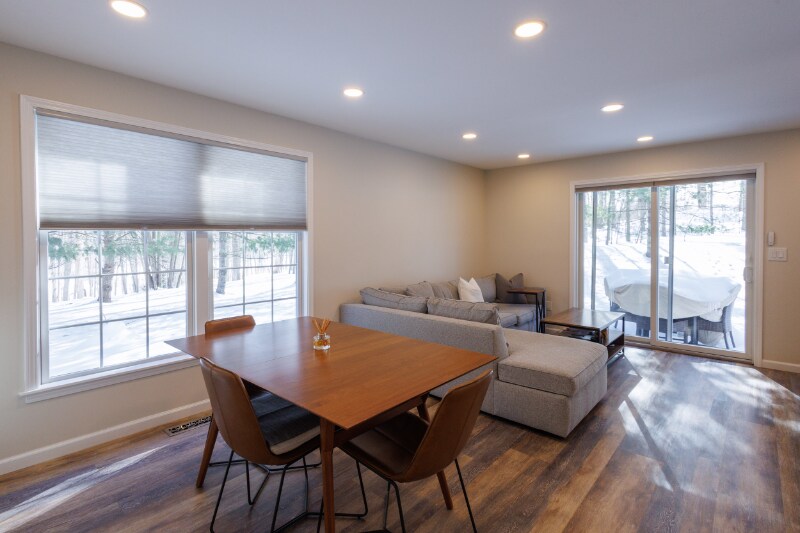 Building Photo - 301 Alexandra Ct