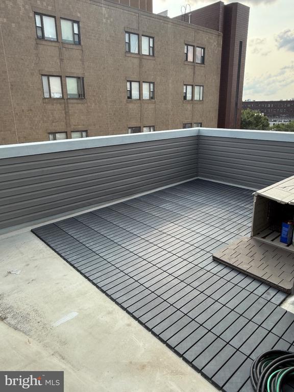 Building Photo - 1651 E Eyre St