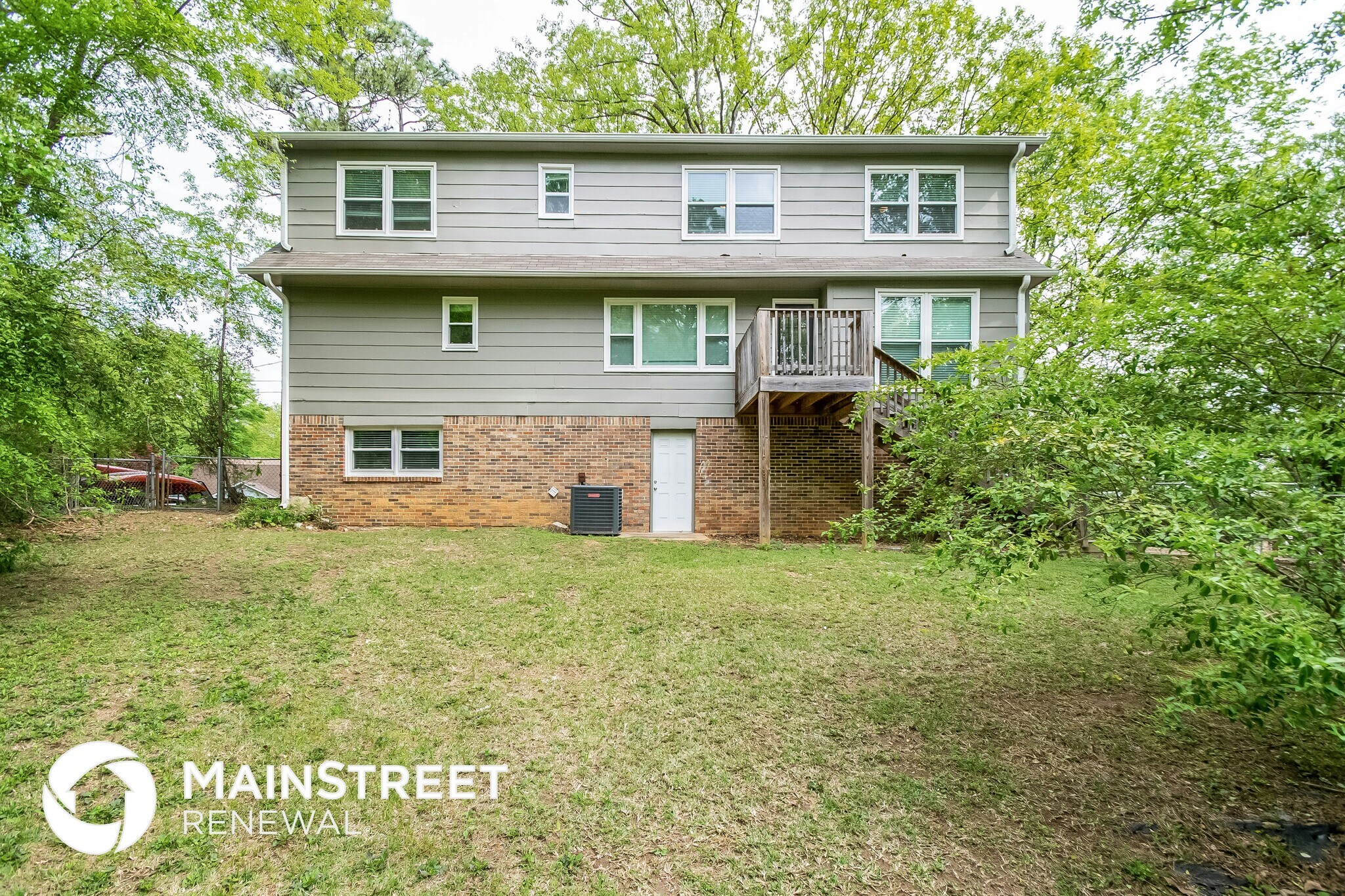 Building Photo - 1337 3rd Ave SW