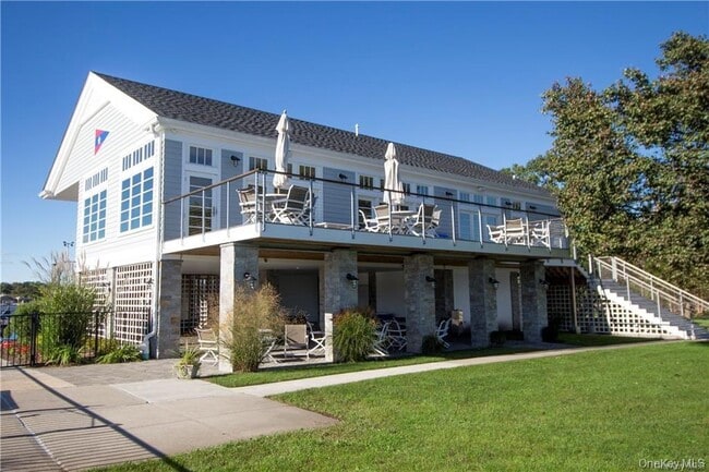 Building Photo - 632 Shore Acres Dr