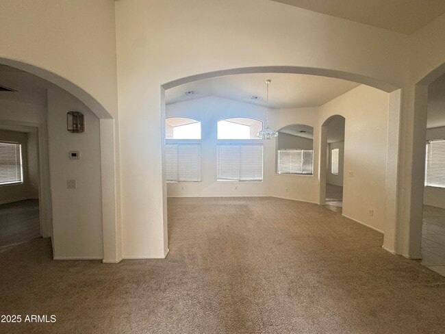 Building Photo - 4810 W Ardmore Rd