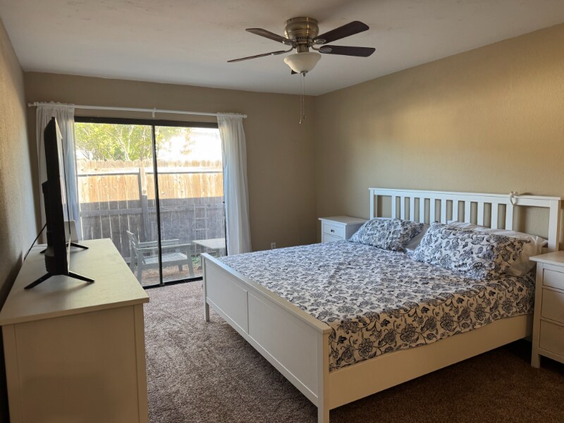 Building Photo - 9410 Aizenberg Cir