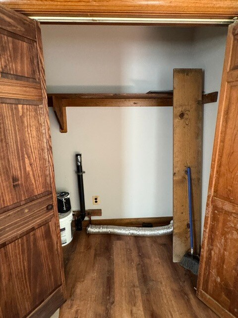 Building Photo - 7270 Narrowridge Rd