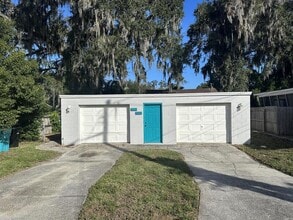 Building Photo - 1233 Virginia Dr